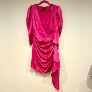 COPY - Feels like satin, gorgeous, classy dress! Never worn!